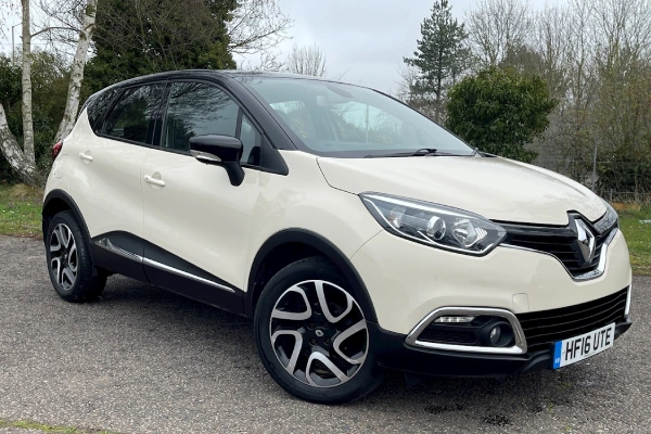 رنو کپچر (Renault Captur)